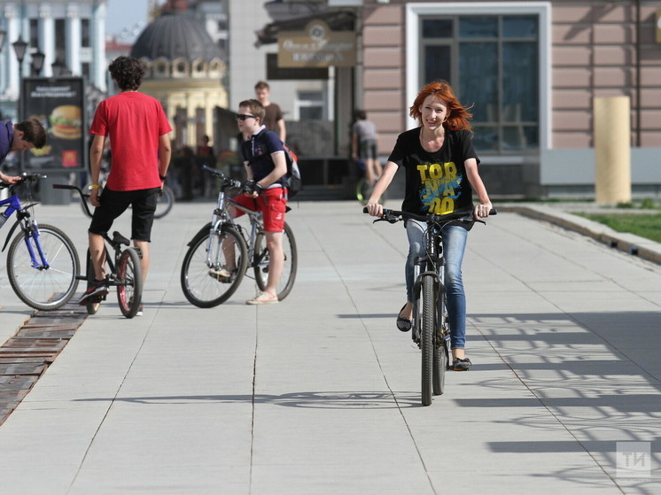 Татарстанским автомобилистам предложили на один день пересесть на велосипеды