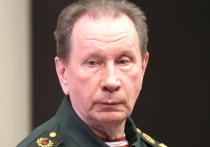 Директор Росгвардии Виктор Золотов заявил, что ведомство получило на вооружение 36 танков и артиллерию