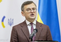 Министр иностранных дел Украины Дмитрий Кулеба утверждает, что ему приходится «биться головой об стену», чтобы добиться поставок систем противовоздушной обороны (ПВО) Patriot от союзников из стран Запада. Его слова приводит агентство Bloomberg