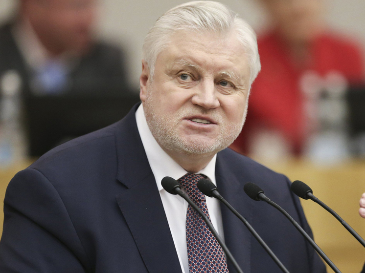 Лидер эсеров Миронов призвал солдат ВСУ не подчиняться приказам Зеленского: «Он никто»