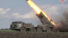 Опубликовано видео боевой работы РСЗО "Ураган": уничтожает бронетехнику ВСУ