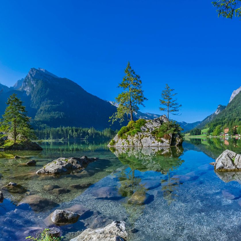 Alpenzauber: Der Hintersee im Nationalpark Berchtesgaden
